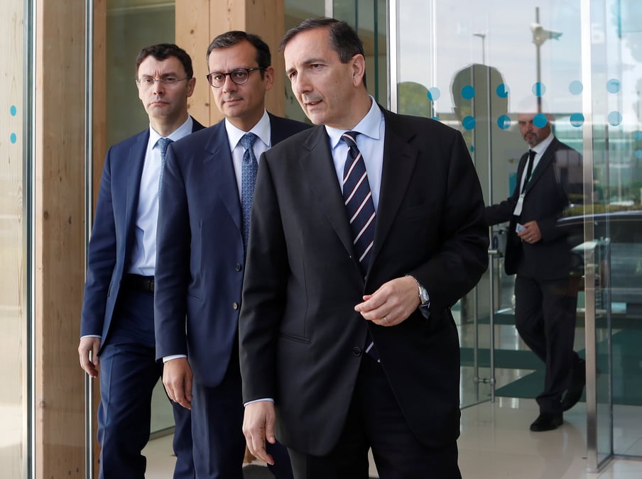 Italie: gubitosi renonce a ses fonctions a la tete de tim