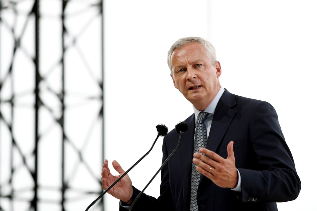 L'ue envisage une taxe climat sur les compagnies aeriennes, declare le maire