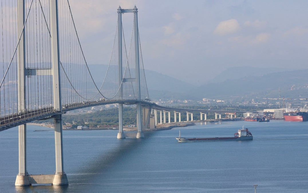 Photo d'archives: le navire polarnet, qui bat pavillon turc, entre dans le golfe d'izmit