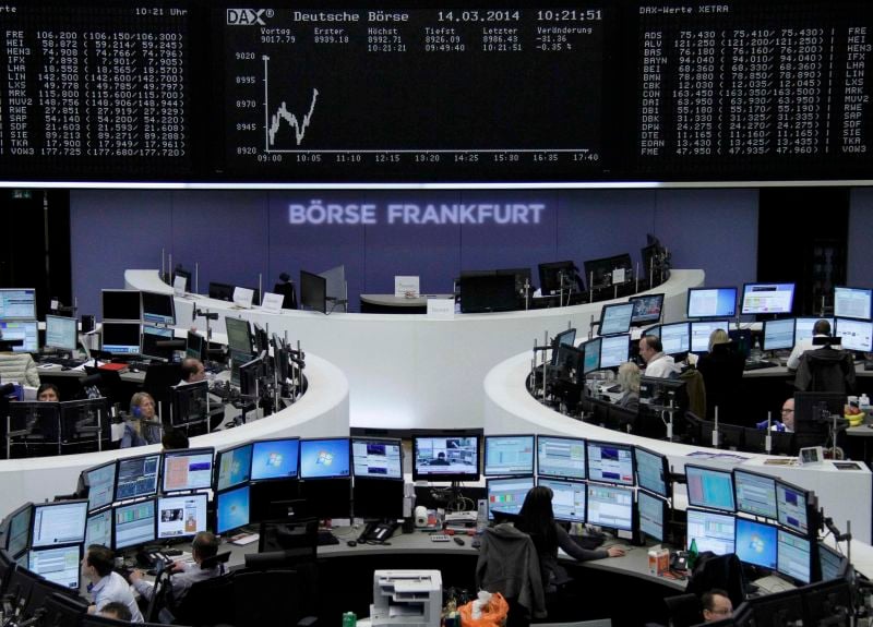 Les Bourses européennes dans le rouge à la mi-séance