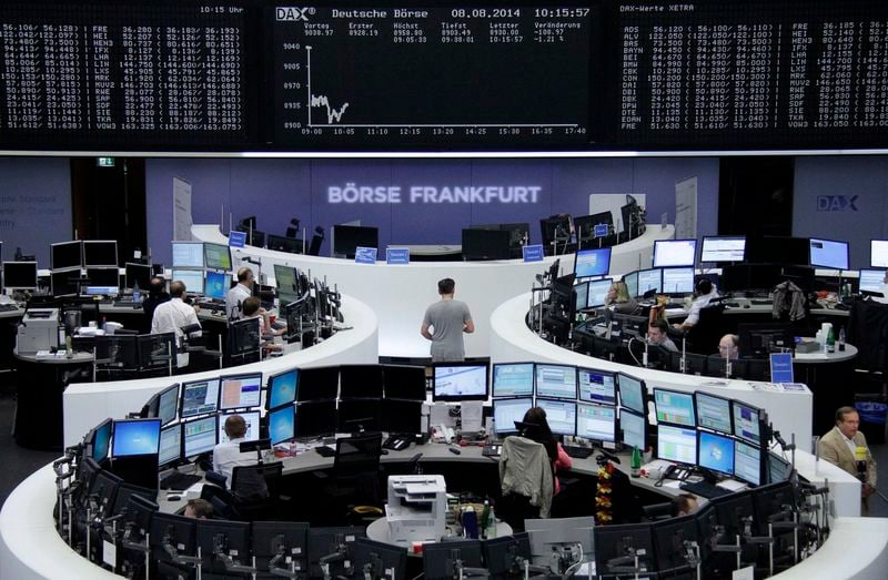 Les Bourses européennes dans le rouge à la mi-journée