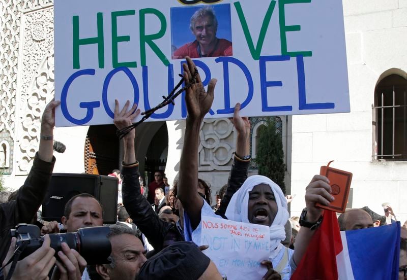 Les musulmans de France disent "Non à la barbarie"