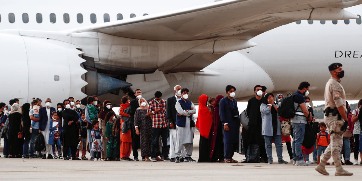 Deux vols d'evacuation d'afghanistan supplementaires effectues par la france