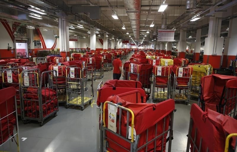 L'etat britannique vend encore 15% de royal mail  