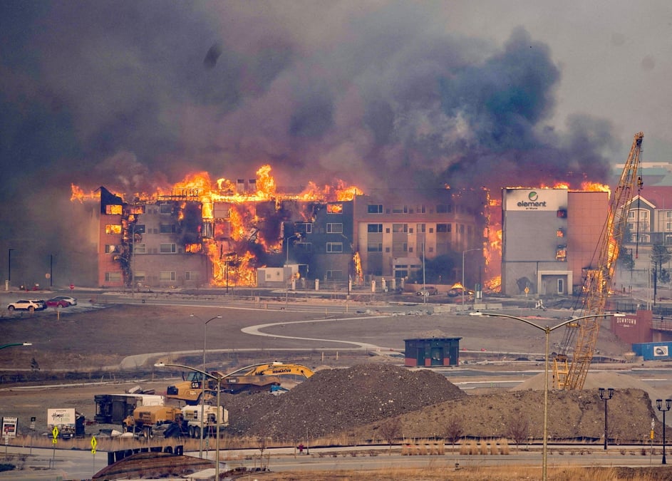 Etats-unis: un incendie detruit des centaines de maisons dans le colorado