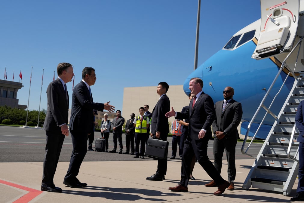 Le conseiller a la securite nationale des etats-unis, jake sullivan, atterrit en chine