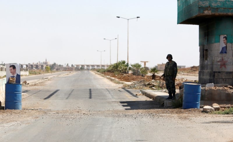 La jordanie retarde la reouverture de sa frontiere avec la syrie