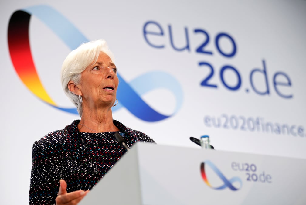 Lagarde: etats et bce ont encore beaucoup a faire face a la crise