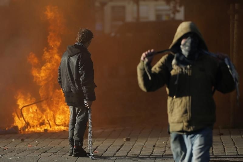 Arrestations à Nantes après la manifestation contre l'aéroport