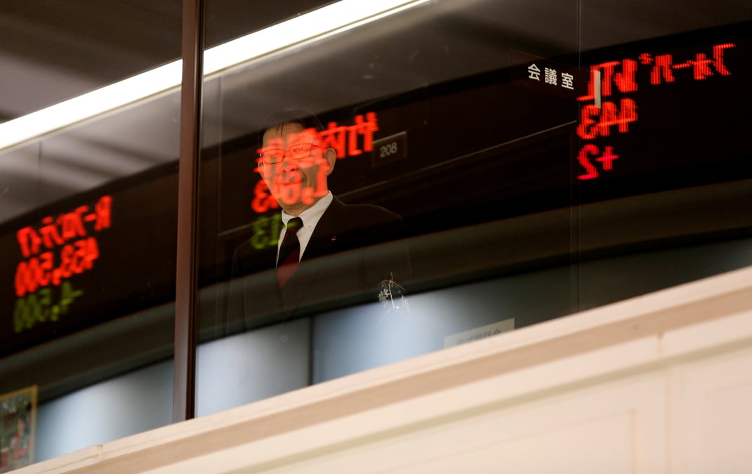 La bourse de tokyo finit quasiment stable