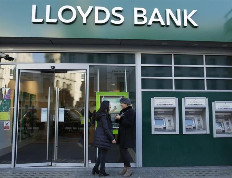 Lloyds se prépare à verser à nouveau des dividendes