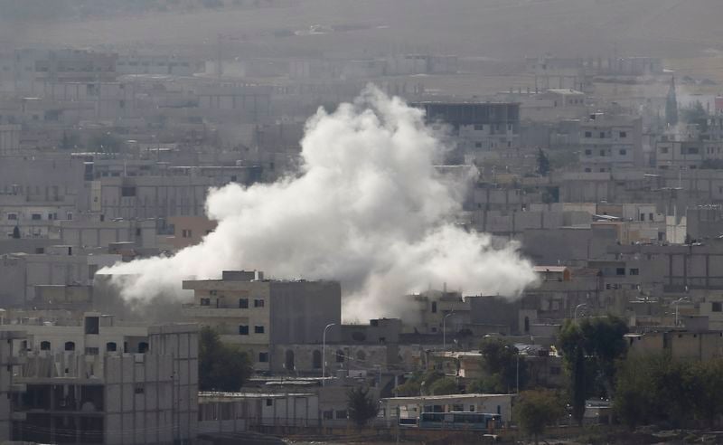 Les hommes de l'Etat islamique avancent dans Kobani