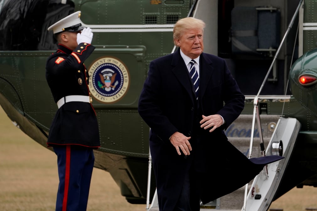 Trump accuse le fbi, la justice de politiser l'enquete russe