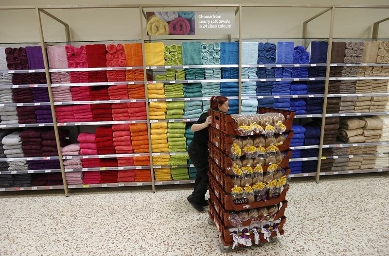 Premier recul des ventes au détail au Royaume-Uni depuis janvier
