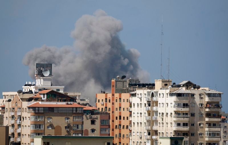 Israël frappe Gaza après des tirs du Hamas à la fin de la trêve