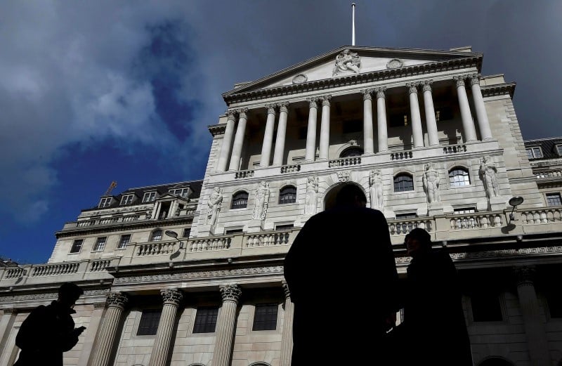 La banque d’angleterre devrait baisser ses taux