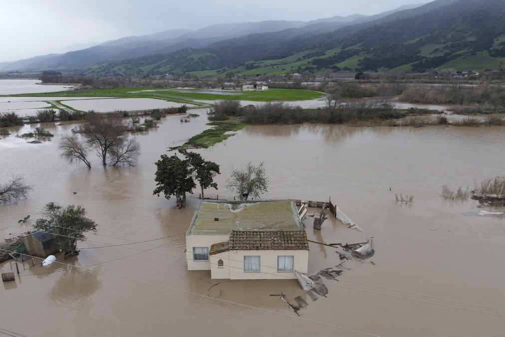Des tempetes frappent la californie