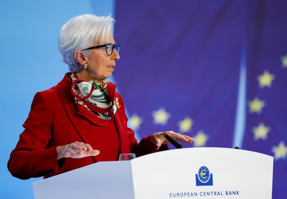 La presidente de la banque centrale europeenne christine lagarde a francfort