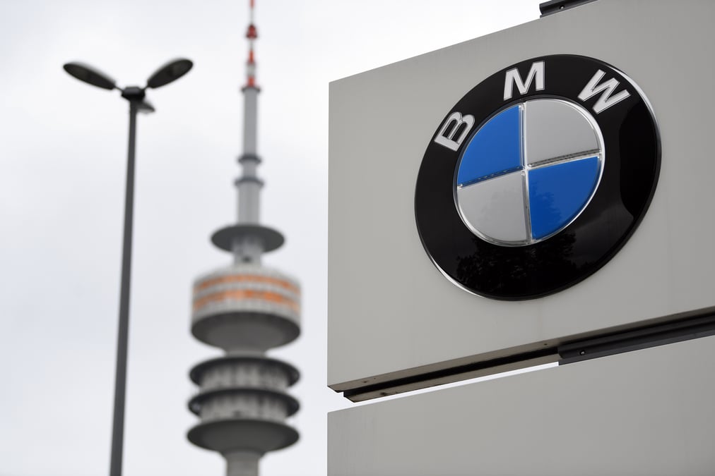 Bmw est a suivre a la bourse francfort