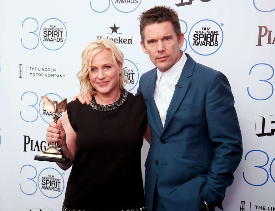 A la veille des oscars, boyhood distingue aux independent spirit awards.