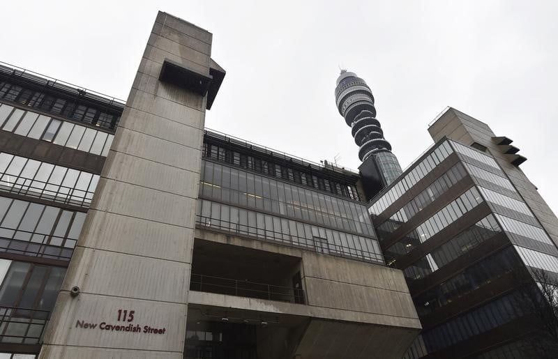 Bt demande un examen accelere de son projet de rachat d'ee