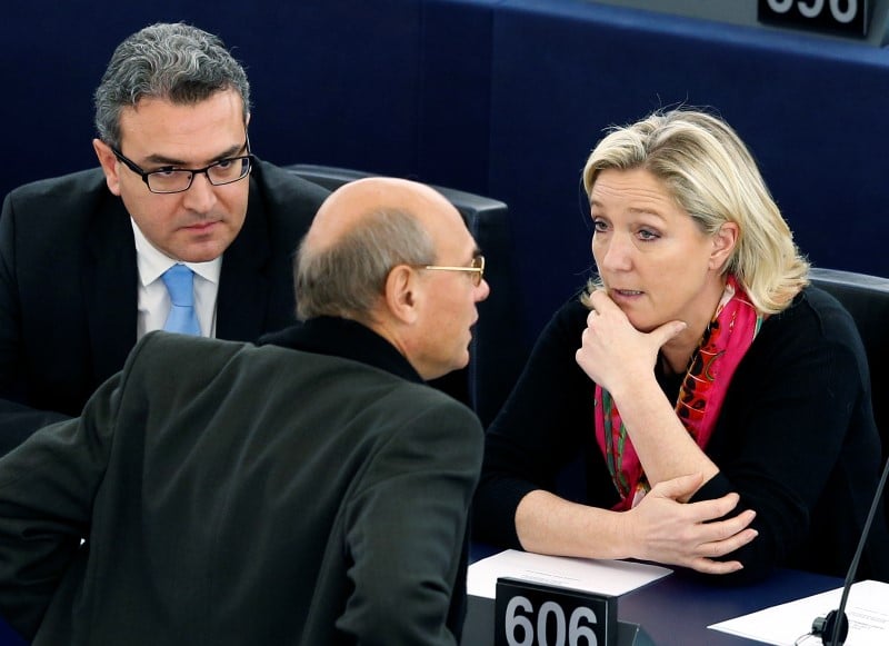 Chauprade quitte le front national et son groupe parlementaire a strasbourg
