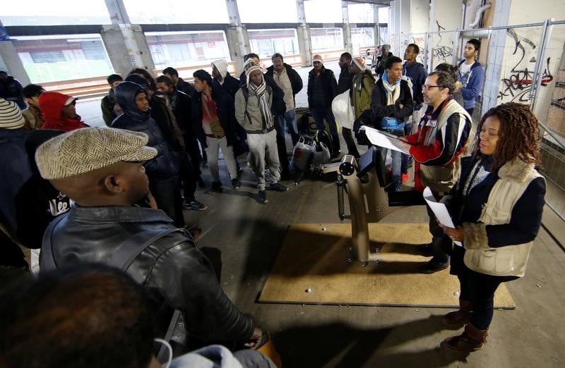 Ocde: aide publique au developpement en hausse avec les refugies