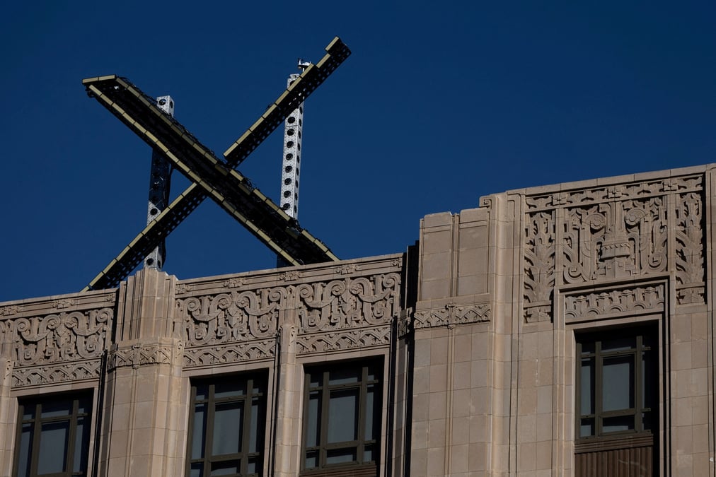 Photo d'archives du logo de x, anciennement connue sous le nom de twitter, a san francisco, aux etats-unis