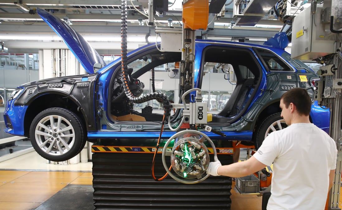 Le marche automobile europeen en baisse de 6% en mars, selon lmc