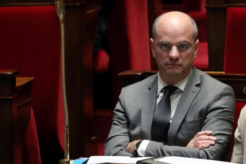 L'uniforme a l'ecole "peut etre utile", dit blanquer