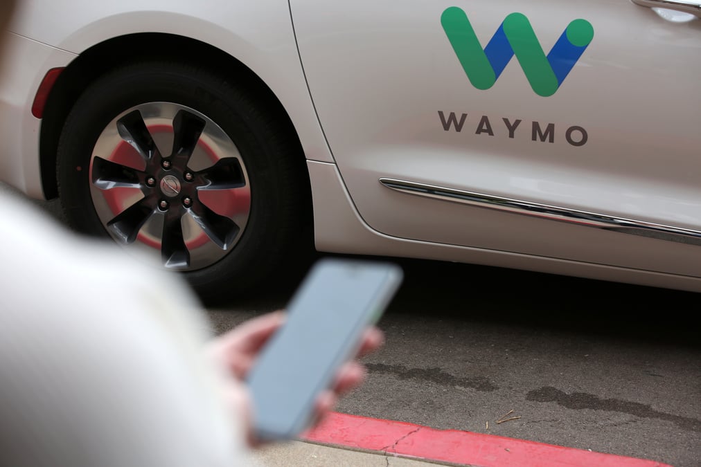 Voiture autonome: accord entre renault-nissan et waymo (google)