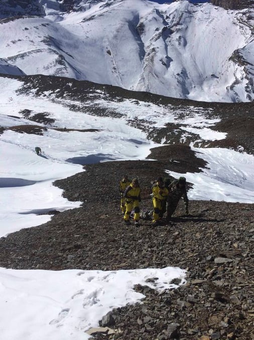 Dix personnes toujours portées disparues après la tempête au Népal
