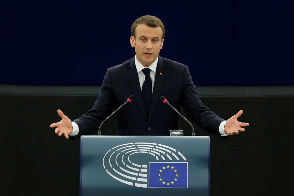Macron appelle a strasbourg a refuser "l'europe de l'habitude"