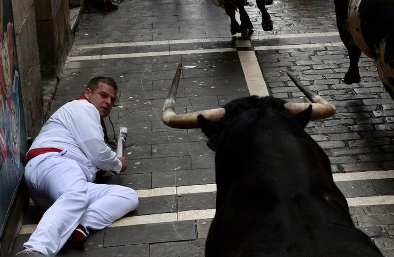 Quatre blessés dans les courses de taureaux à Pampelune