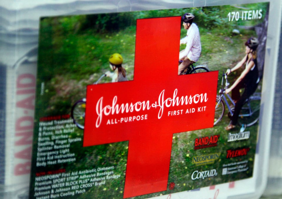 Les resultats de johnson & johnson affectes par un dollar fort