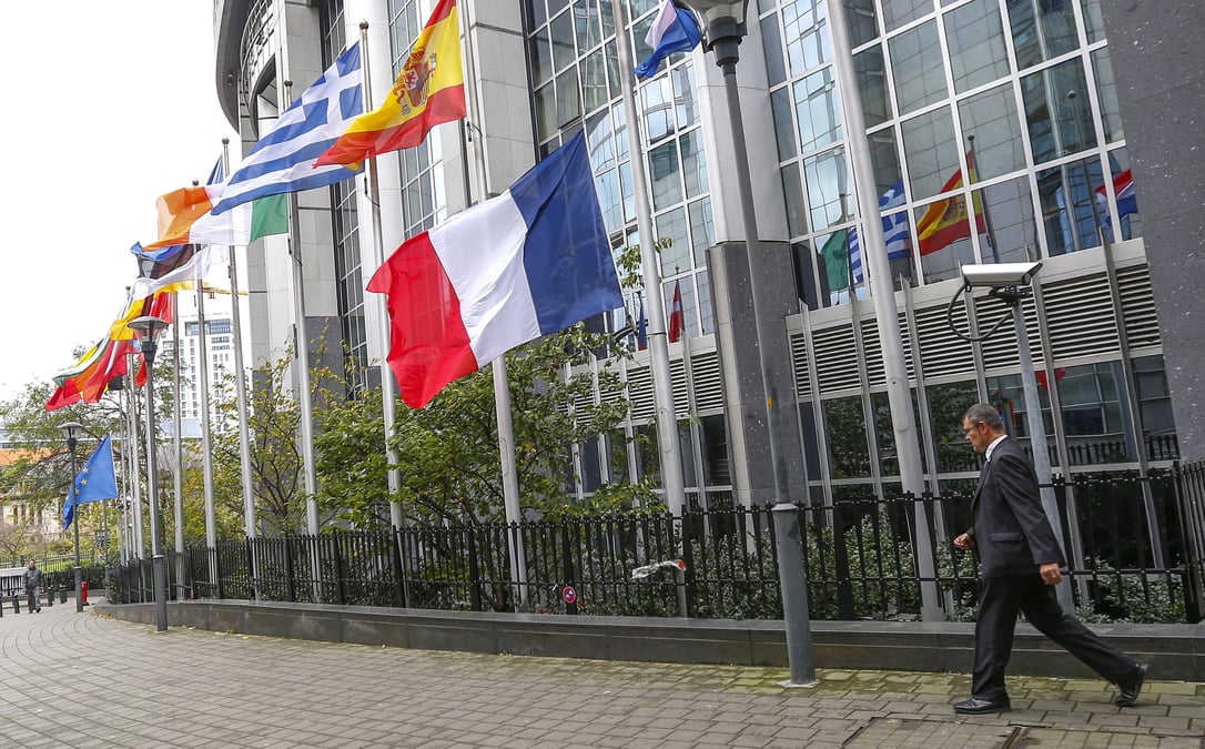 L'europe apporte son soutien a la france apres les attentats