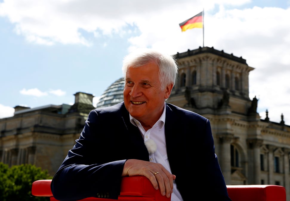 S'il n'etait pas ministre, seehofer serait alle manifester a chemnitz