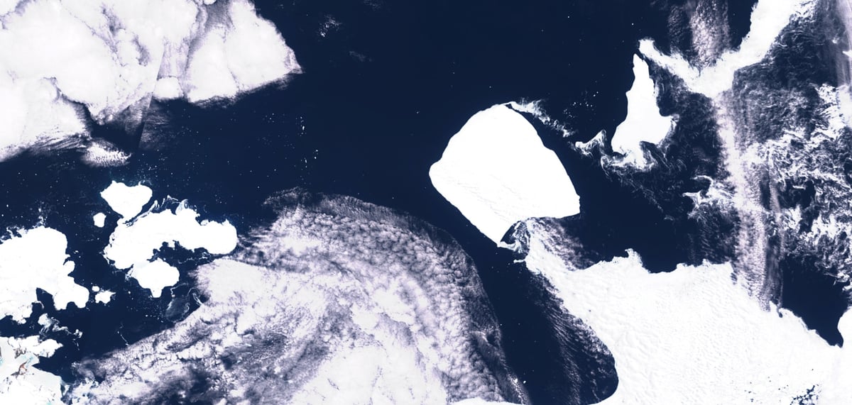 Une image satellite du plus grand iceberg du monde, nomme a23a