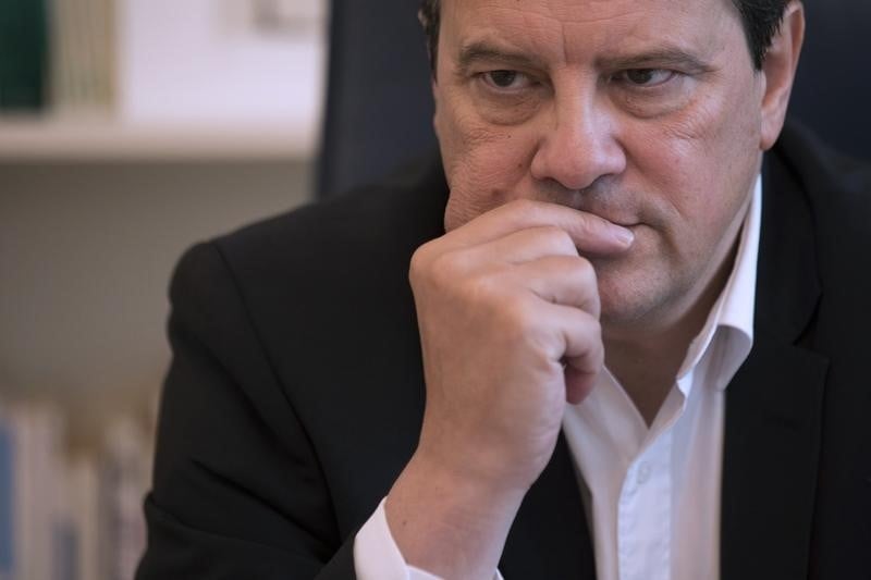 Jean-christophe cambadelis pointe un risque d'eclatement du ps