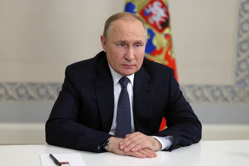 Russie: poutine signe un decret sur le service de la dette en devises