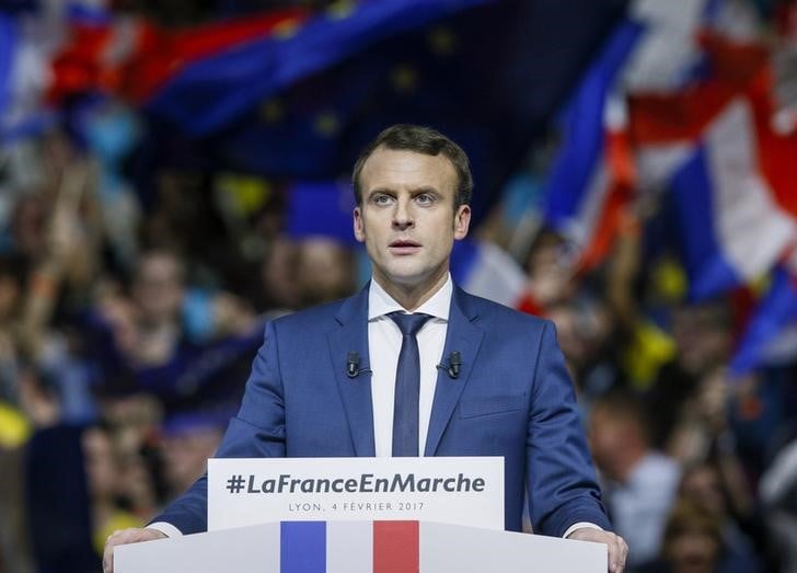 Le pen et macron nettement en tete au premier tour