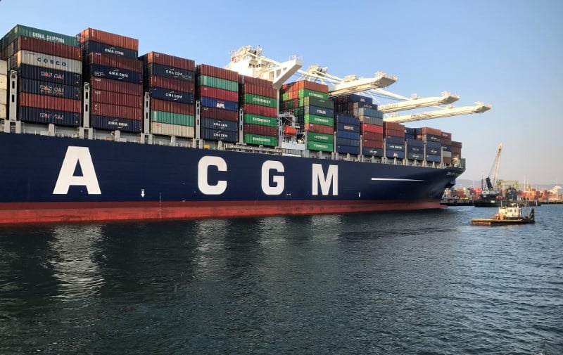 Cma cgm a approche hapag-lloyd en vue d'une fusion