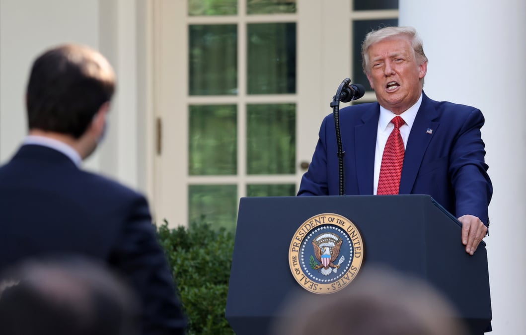 Trump met fin au statut special de hong kong, pekin promet des represailles