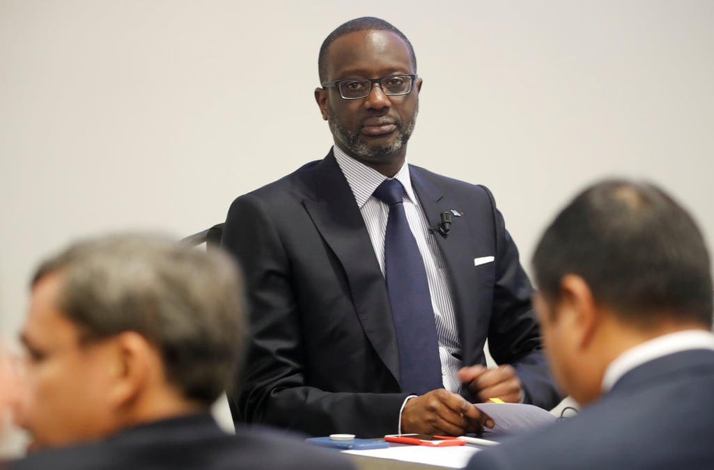 Tidjane thiam a depose sa candidature a la presidence ivoirienne