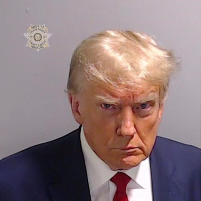 Photo d'identite judiciaire ("mug shot") de donald trump