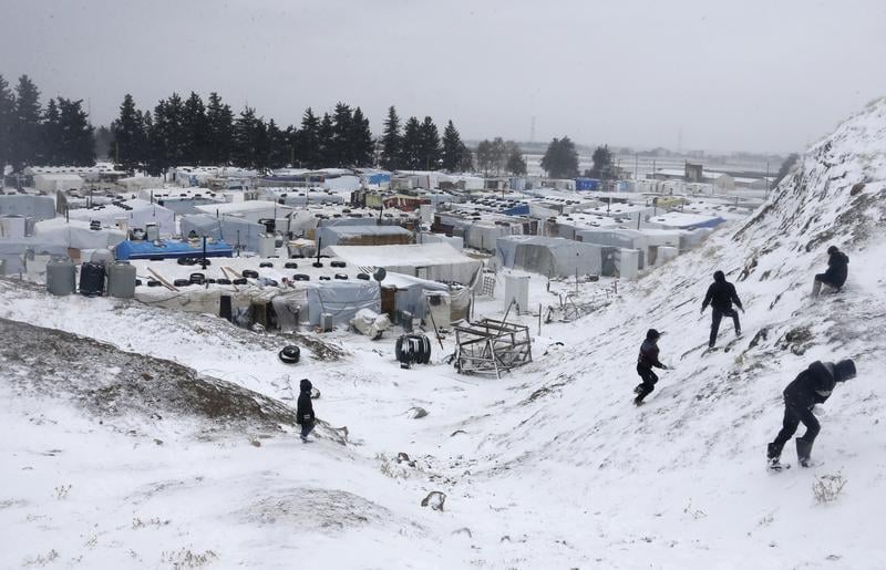 La neige et le froid s'abattent sur les réfugiés syriens