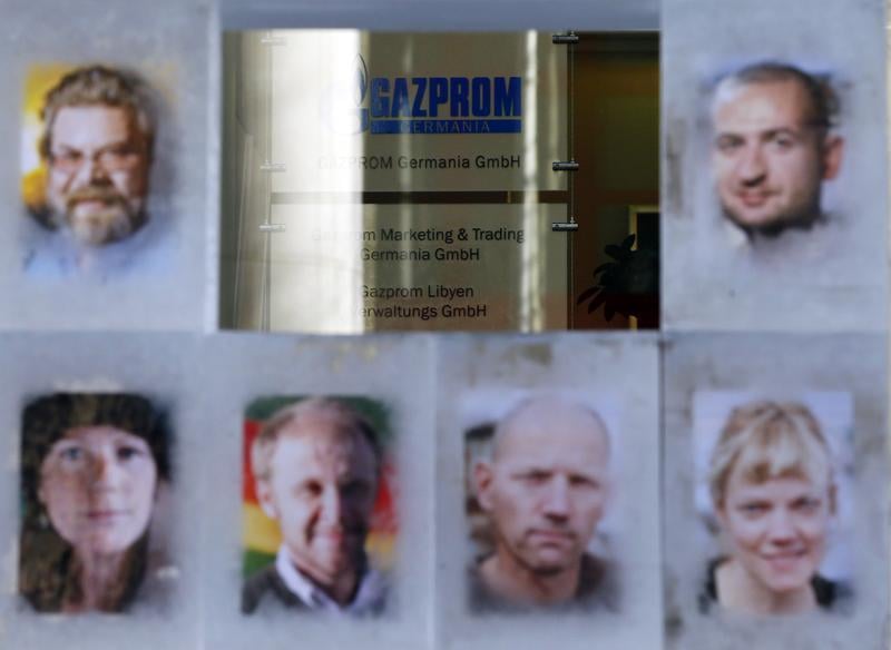 Un premier militant de Greenpeace quitte la Russie