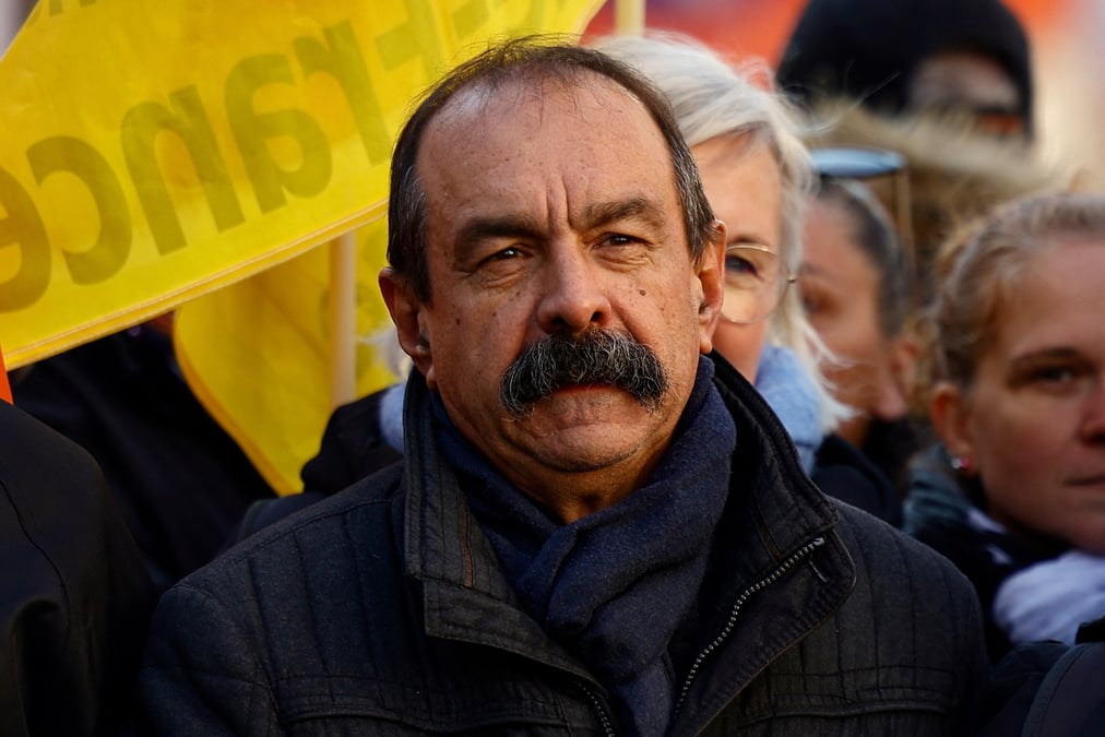 Le dirigeant syndical cgt philippe martinez lors d'une manifestation a paris