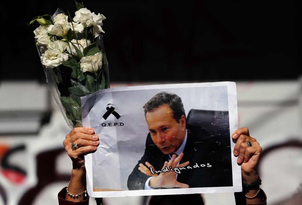Un mandat d’arret contre la presidente argentine retrouve chez le procureur nisman