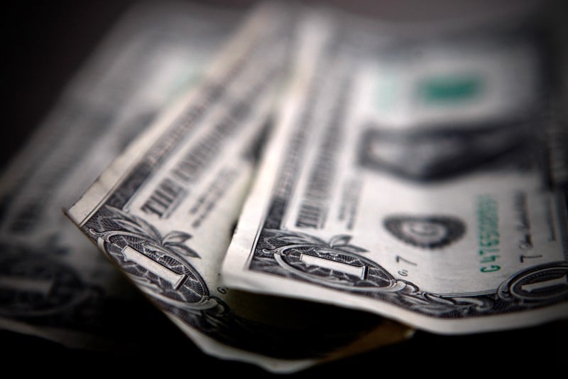 Deficit du budget federal a americain en baisse de 37% en mai